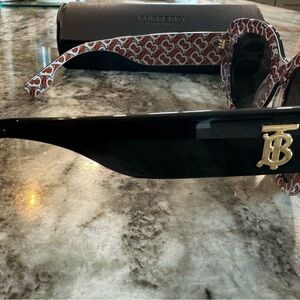 Authentic Burberry Sunglasses
